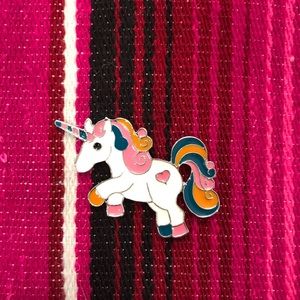 Majestic unicorn pin